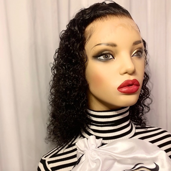 Beautiful Virgin Brazilian Lace Frontal Wig main image 16
